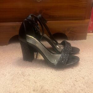 Black and Silver High Heeled Sandals with Open Toe Design